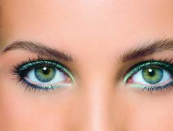 Повседневный макияж для зеленых глаз: современные тренды